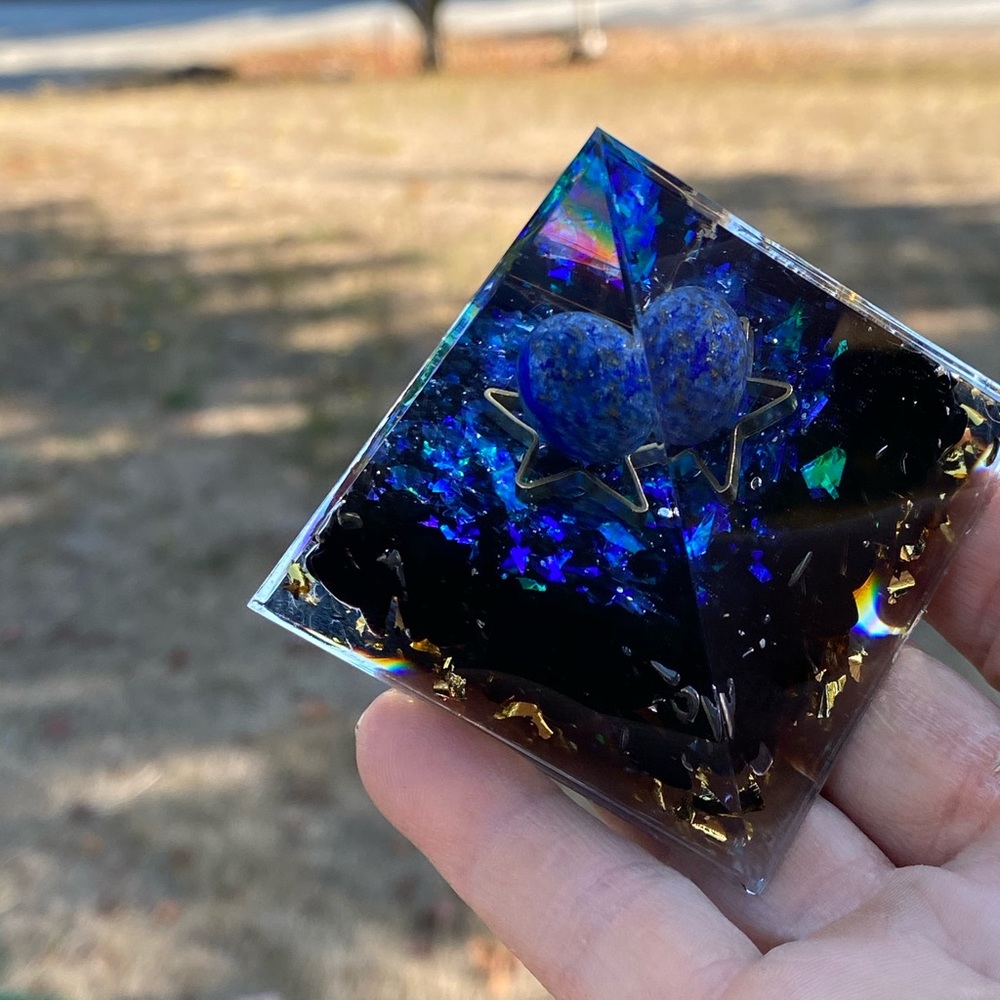 Lapis Lazuli Obsidian Orgone Pyramid  Generator | Reiki - Picture 5 of 10